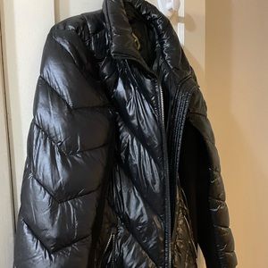 MK jacket size ladies Medium Black.